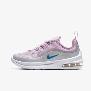 NWT Nike Air Max Axis Size Youth 6.5/8 Women